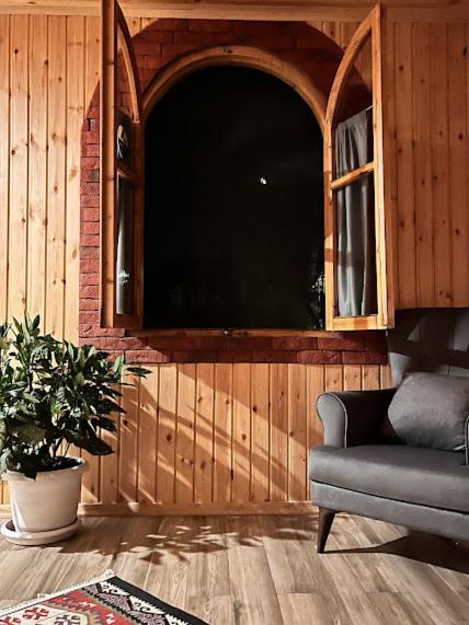 Winery & Brewery - Family Guesthouse "Villa Rbona" Khashuri 외부 사진